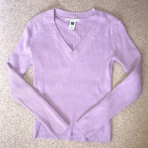 GAP lilac sweater